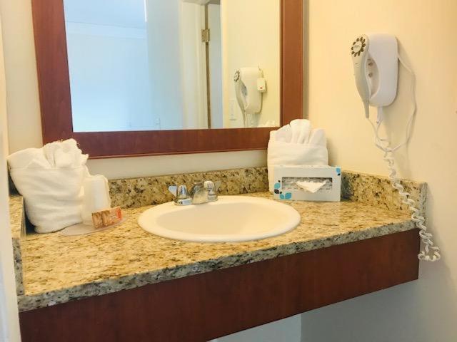 פריפורט Bell Channel Inn Hotel מראה חיצוני תמונה